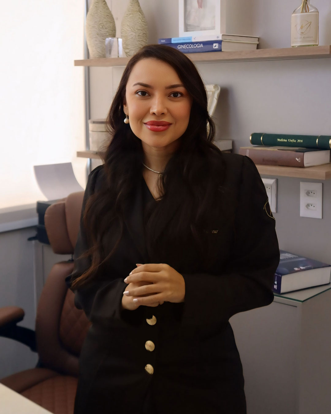 Dra. Rúbia Araújo - especialista em estética íntima feminina